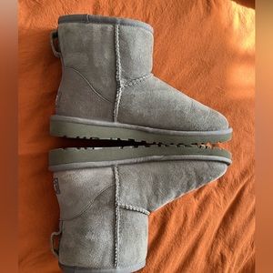 Ugg mini!